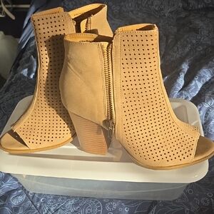 Brash Camel Peep-Toe Heeled Boots